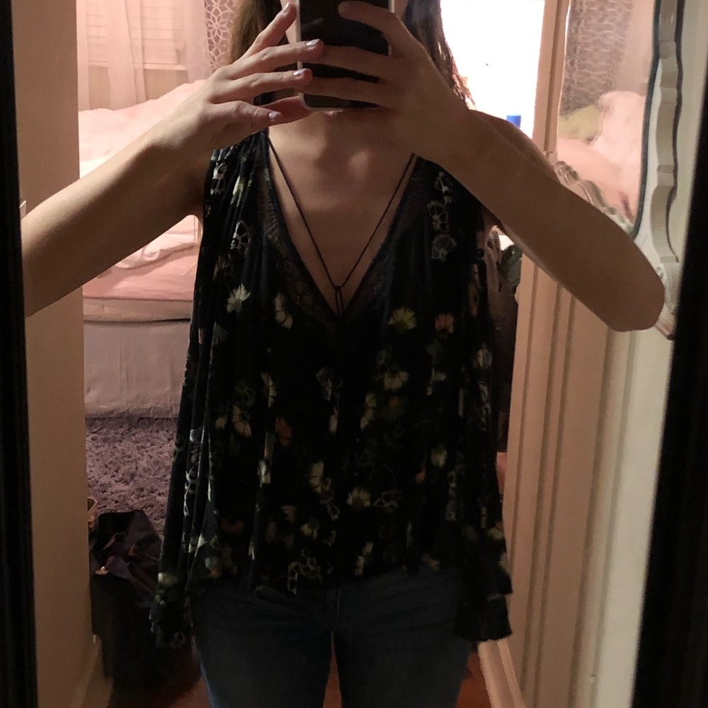 Free people flower top!!